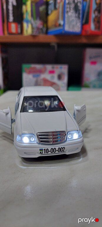 Dəmir korpuslu avtomobil modelləri — Kolleksiyalar, Bakı (3)