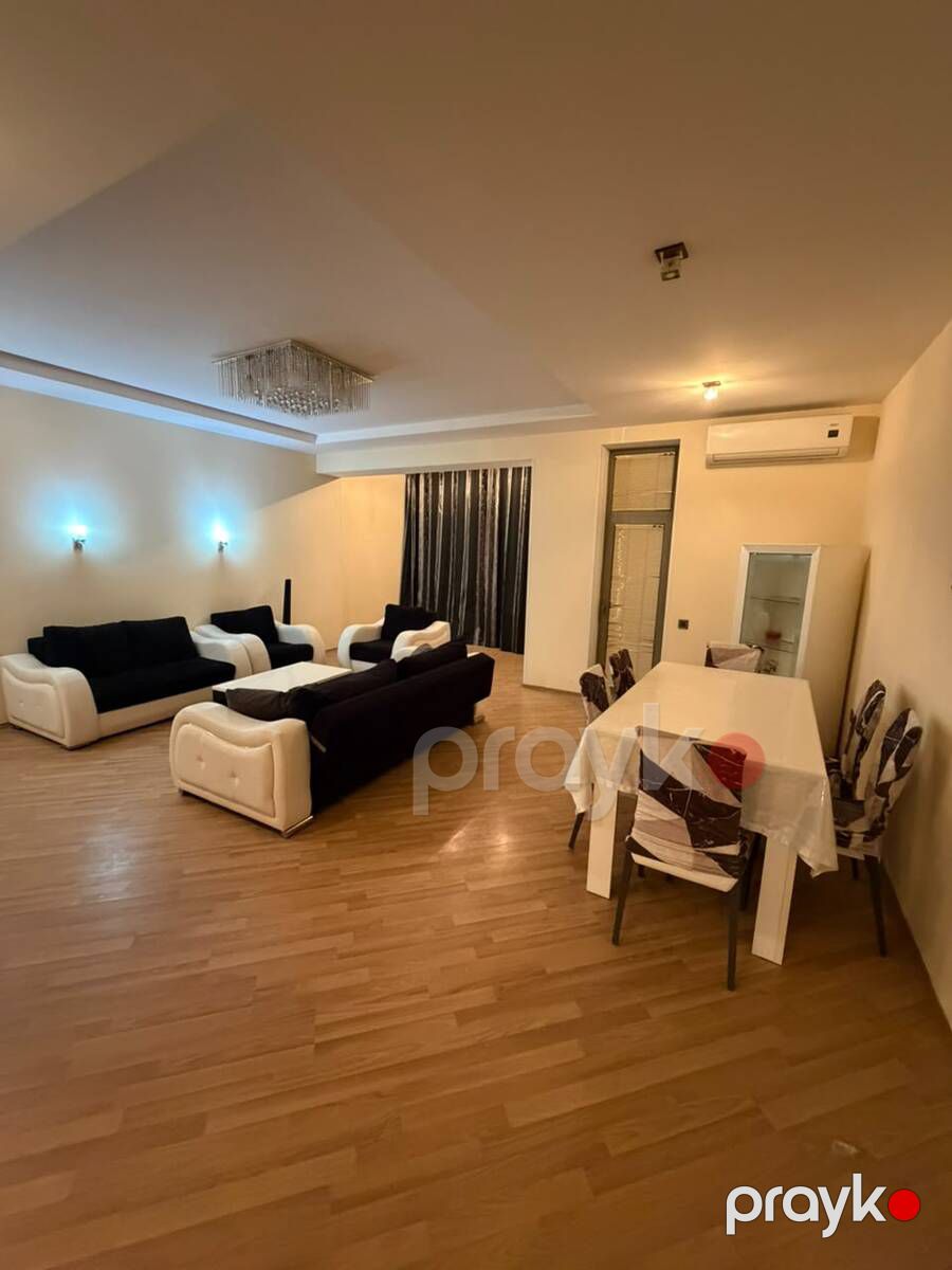 İcarəyə verilir 4 otaqlı yeni tikili 200 m² — Mənzil, Bakı (2)