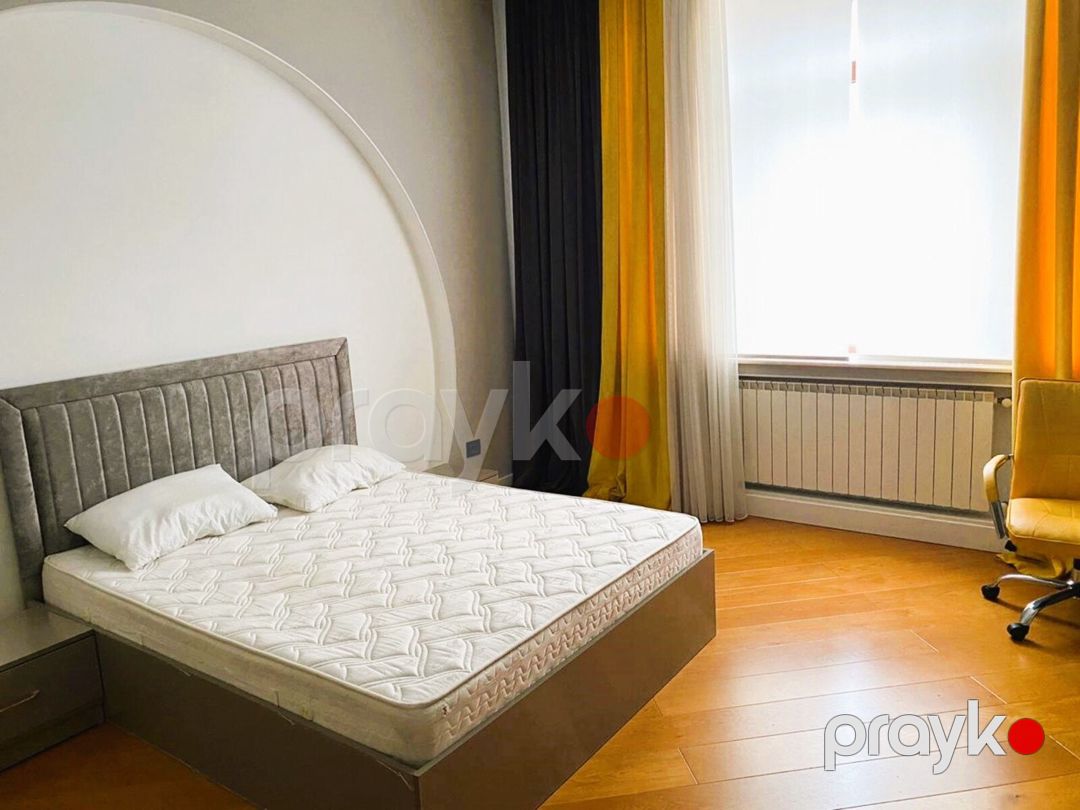 Satılır 4 otaqlı yeni tikili 240 m² — Mənzil, Bakı (9)