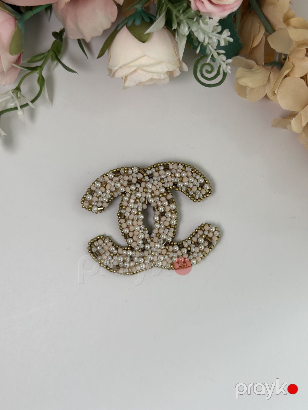 Bəzək sancağı, Chanel — Mallar, Bakı (3)
