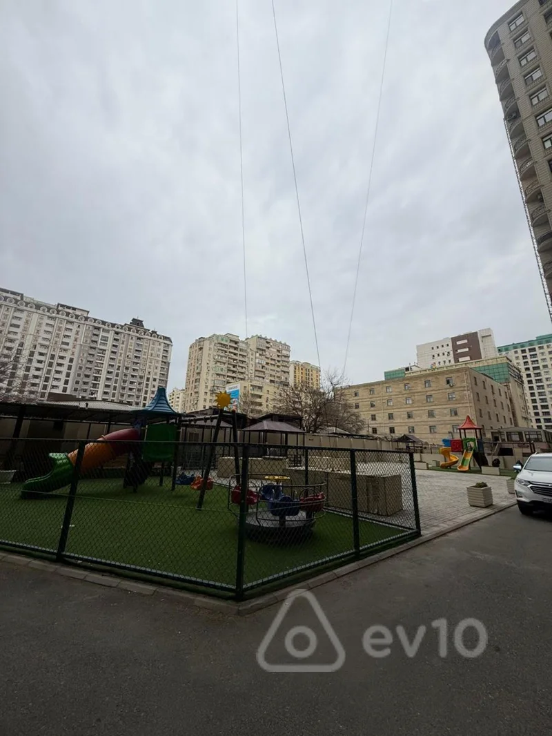 3 otaqlı mənzil, 100 m², Mövsün Sənani — Bakı