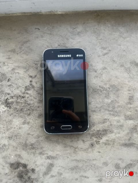 Samsung Galaxy J1 Duos, rəng - Qara, İki sim kartlı — Bakı