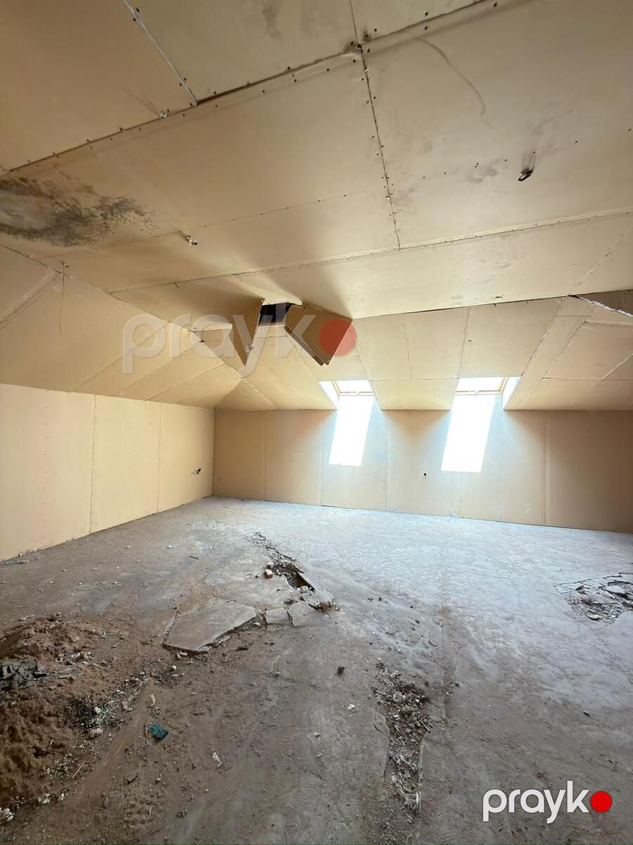 Satılır 5 otaqlı köhnə tikili 200 m² — Mənzil, Bakı (5)