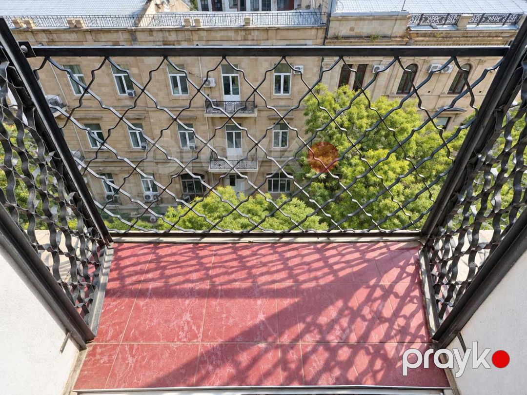 Satılır 3 otaqlı köhnə tikili 101.2 m² — Mənzil, Bakı (3)
