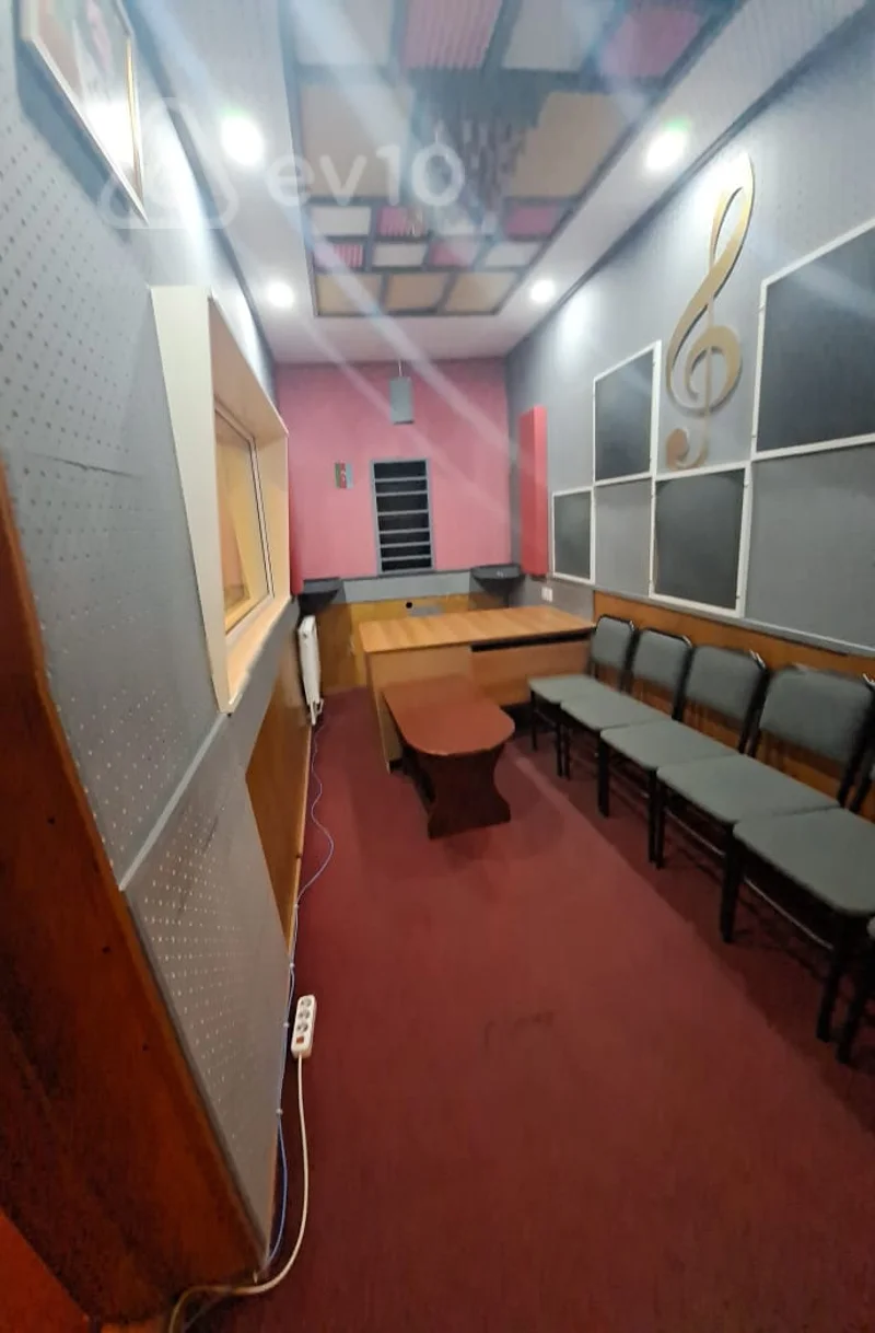 Ofis, 95 m², Yusif Vəzir Çəmənzəminli küçəsi — kirayə — Ofis, Bakı (9)