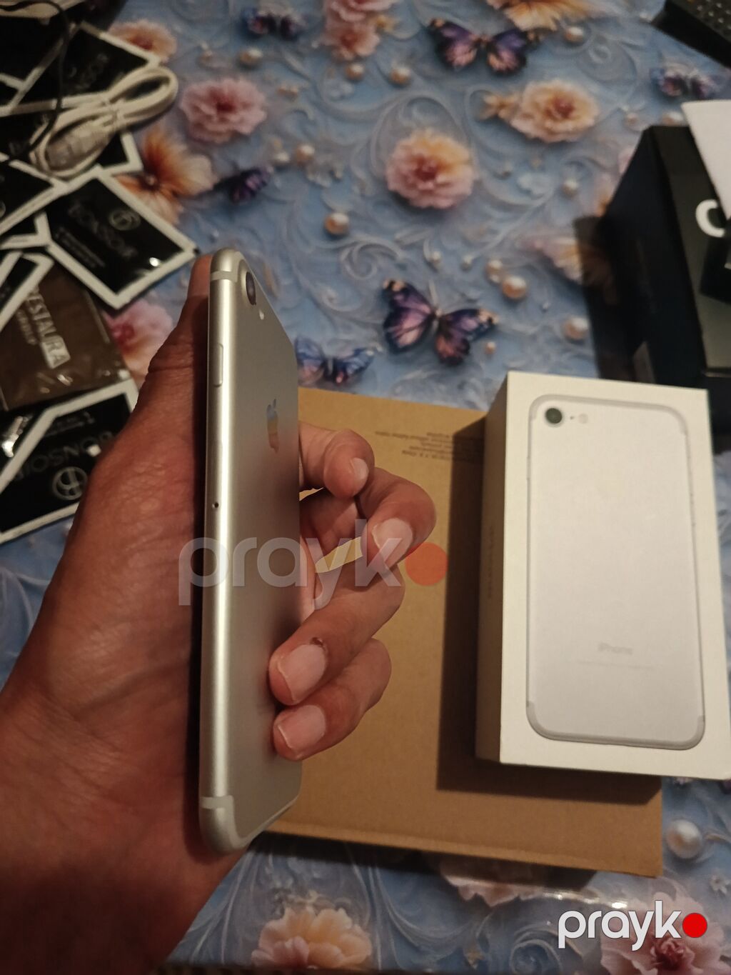 IPhone 7, Gümüşü, Barmaq izi — Apple iPhone, Pirəkəşkül (3)