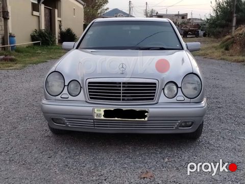 Mercedes E 200, 2.0 L, 1998 il, 250 000 km — Bərdə