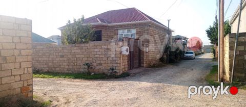 Satılır 4 otaqlı həyət evi/bağ evi 120 m² — Bakı