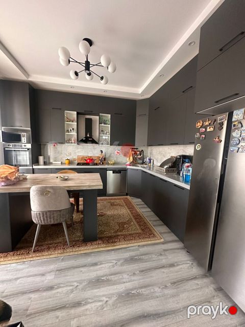 Satılır 4 otaqlı həyət evi/bağ evi 178 m² — Bakı