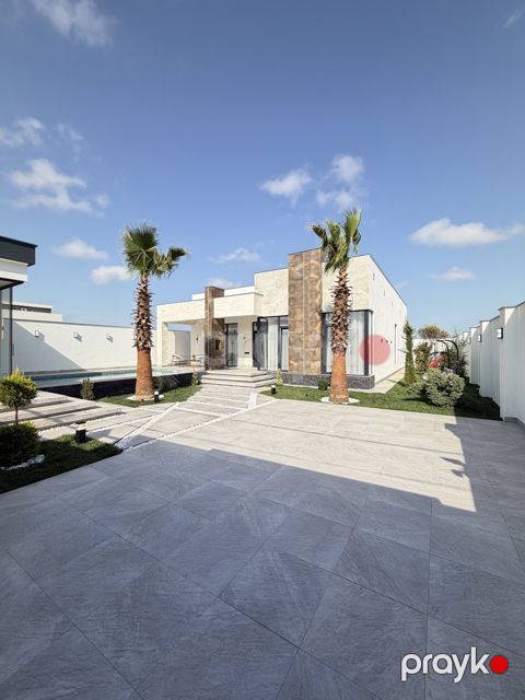 Satılır 5 otaqlı həyət evi/bağ evi 150 m² — Bakı