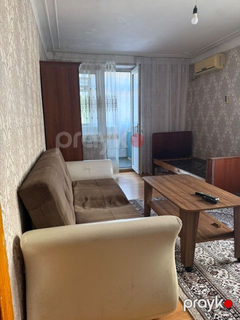 İcarəyə verilir 1 otaqlı köhnə tikili 40 m² — Bakı