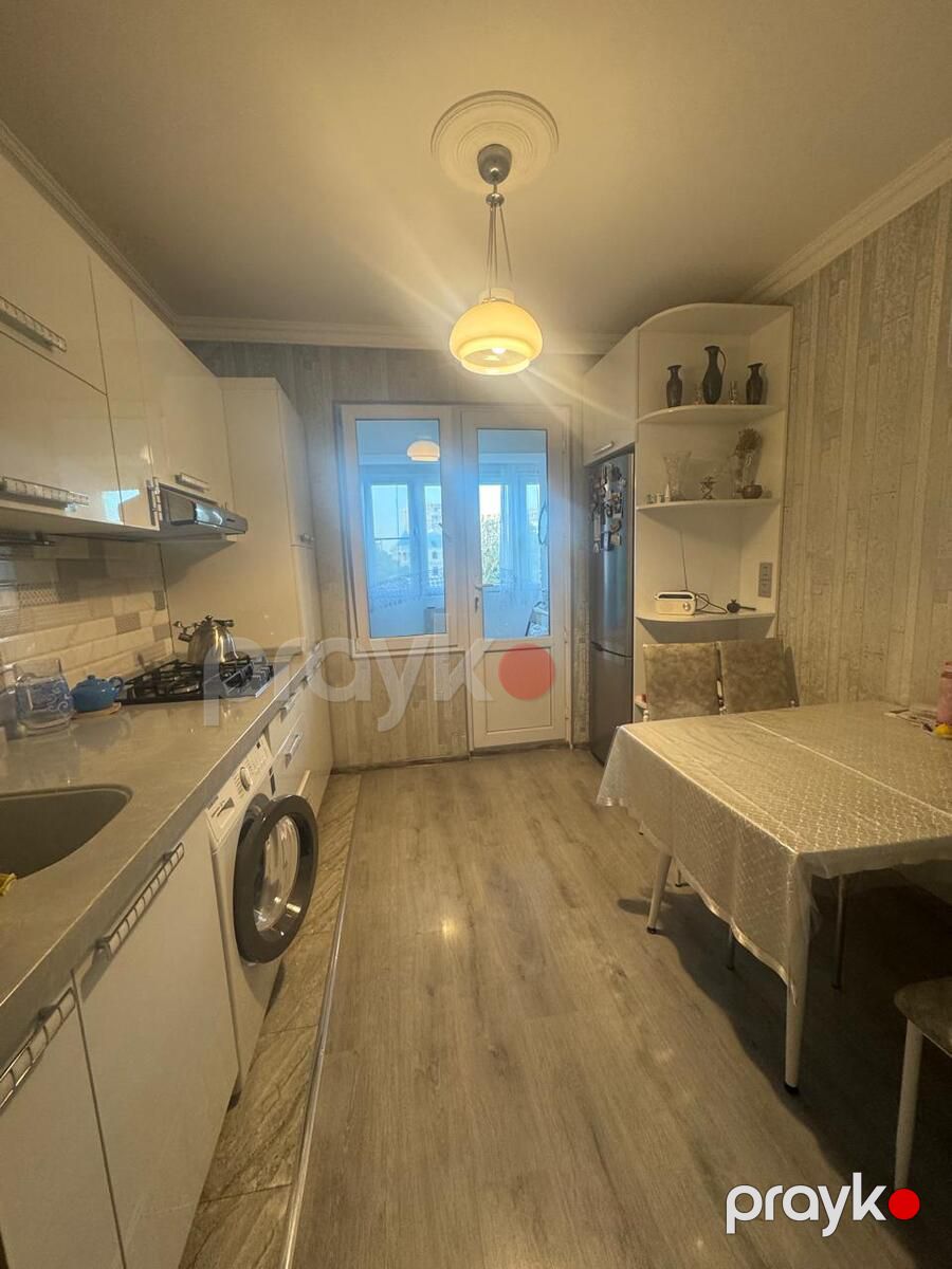 Satılır 4 otaqlı köhnə tikili 100 m² — Mənzil, Bakı (6)