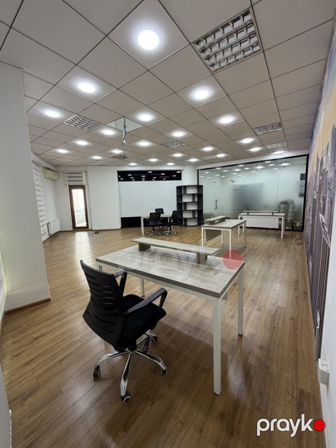 İcarəyə verilir 1 otaqlı ofis 60 m² — Bakı