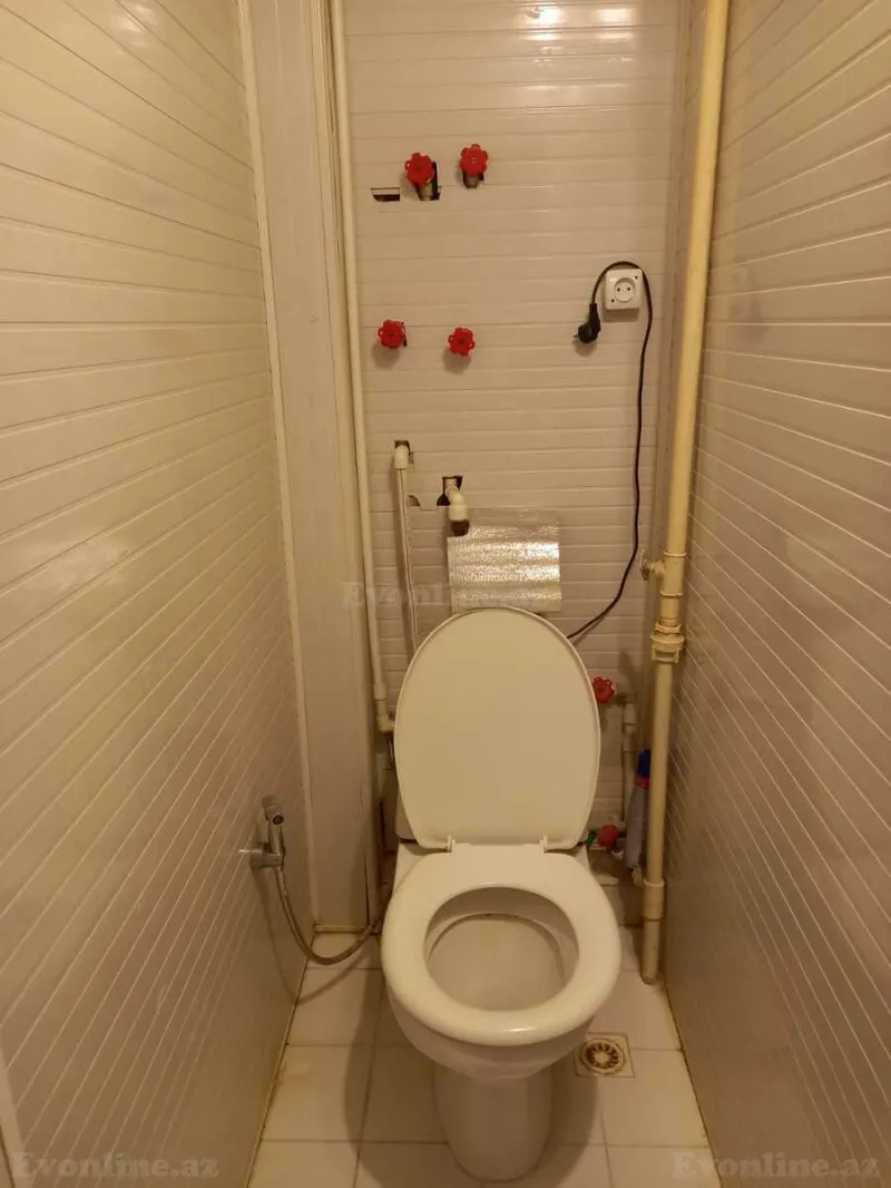Satılır 2 otaqlı Mənzil Köhnə tikili 60 m² Bakı, Qaradağ r., Lökbatan — Mənzil, Bakı (6)