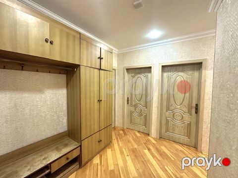 Satılır 3 otaqlı köhnə tikili 80 m² — Bakı