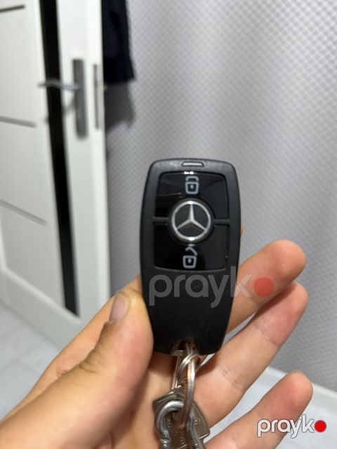 Mercedes Sprinter 2022 açarı — Bakı