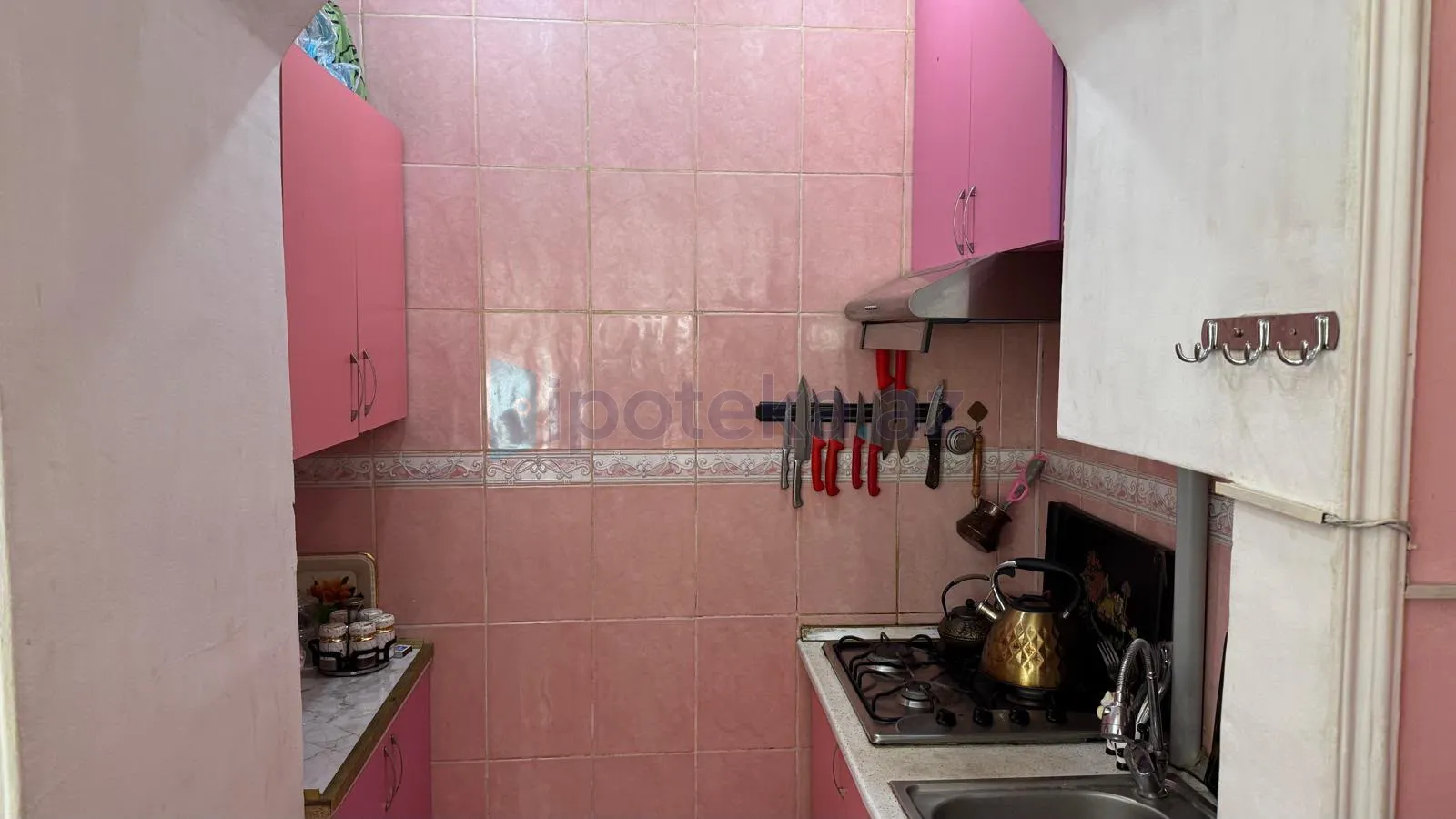 Satılır: 2 Otaq, Köhnə tikili, Səbail r., Bayıl q., 39.00 m² — Mənzil, Badamdar (6)