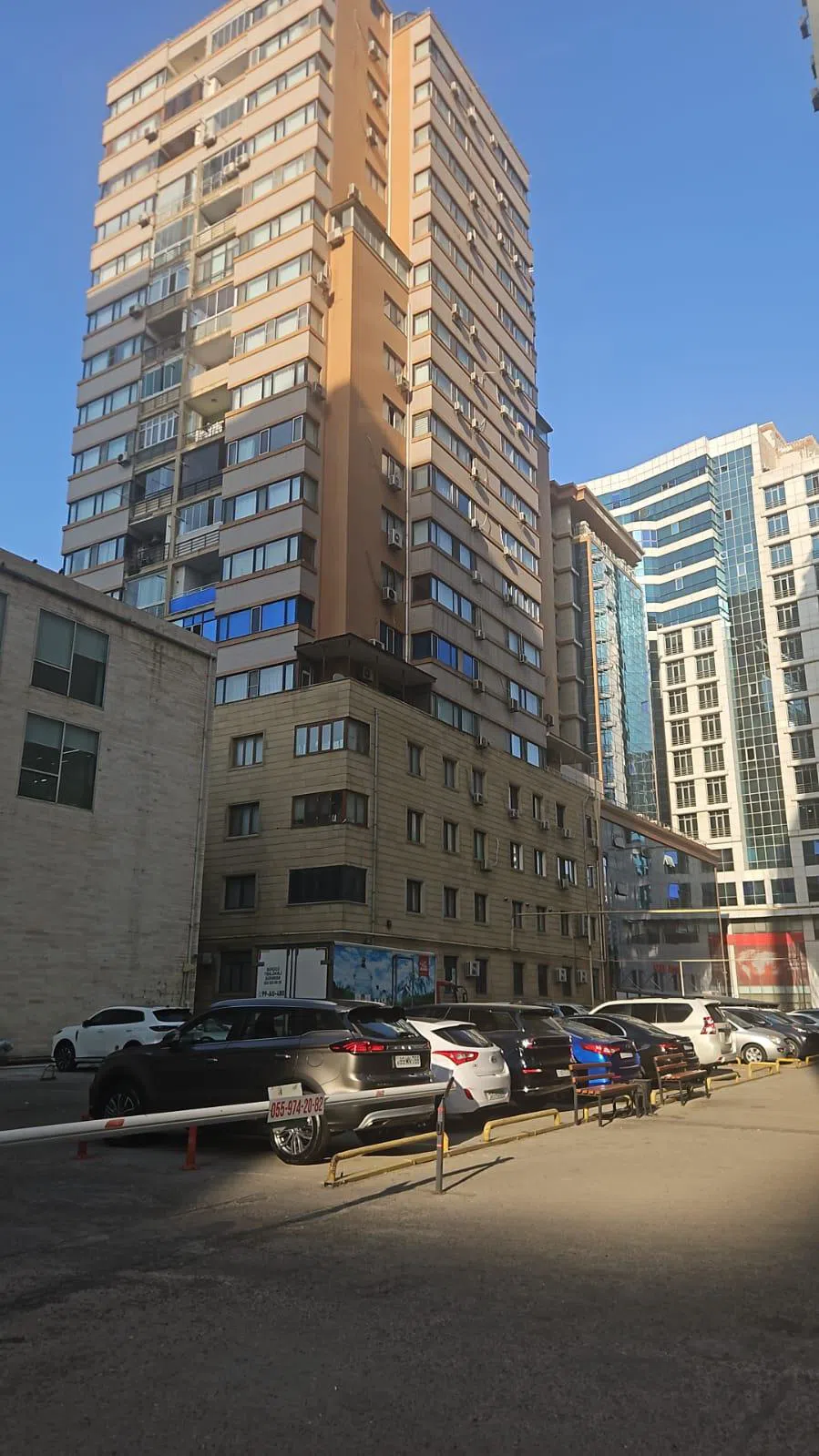3 otaqlı mənzil 130 m² satılır — Mənzil, Bakı (9)