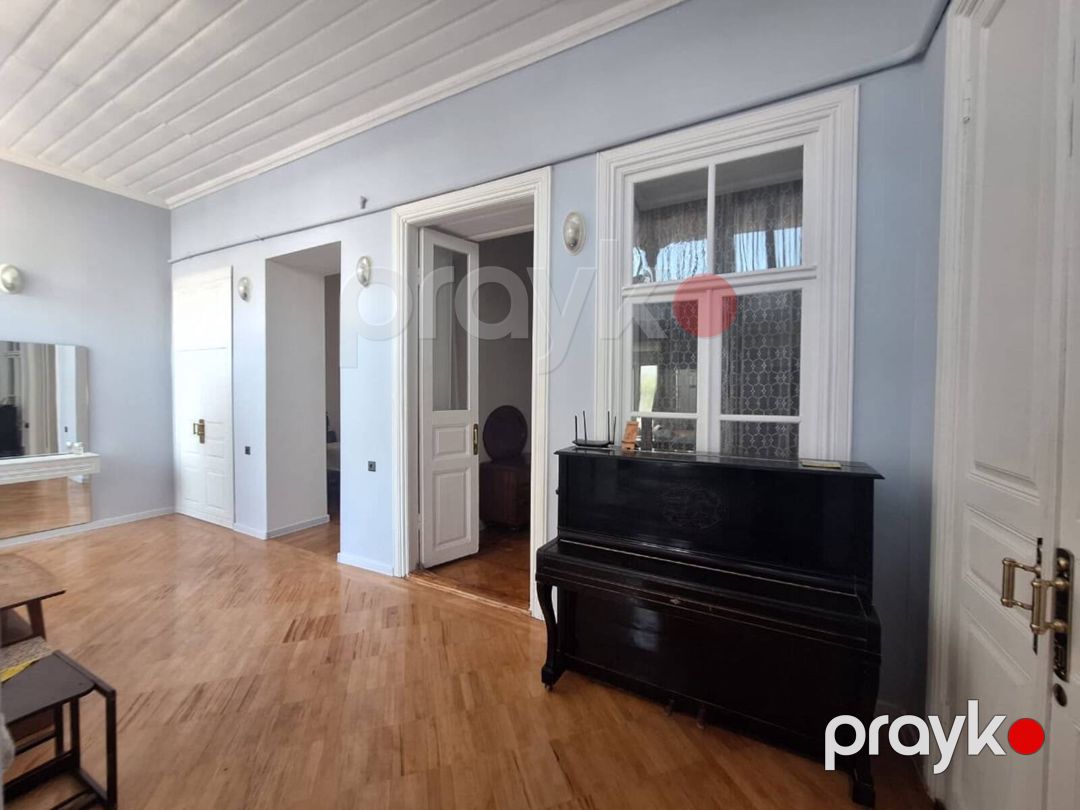 Satılır 2 otaqlı köhnə tikili 72 m² — Mənzil, Bakı (8)