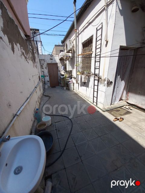 Satılır 3 otaqlı həyət evi/bağ evi 100 m² — Bakı