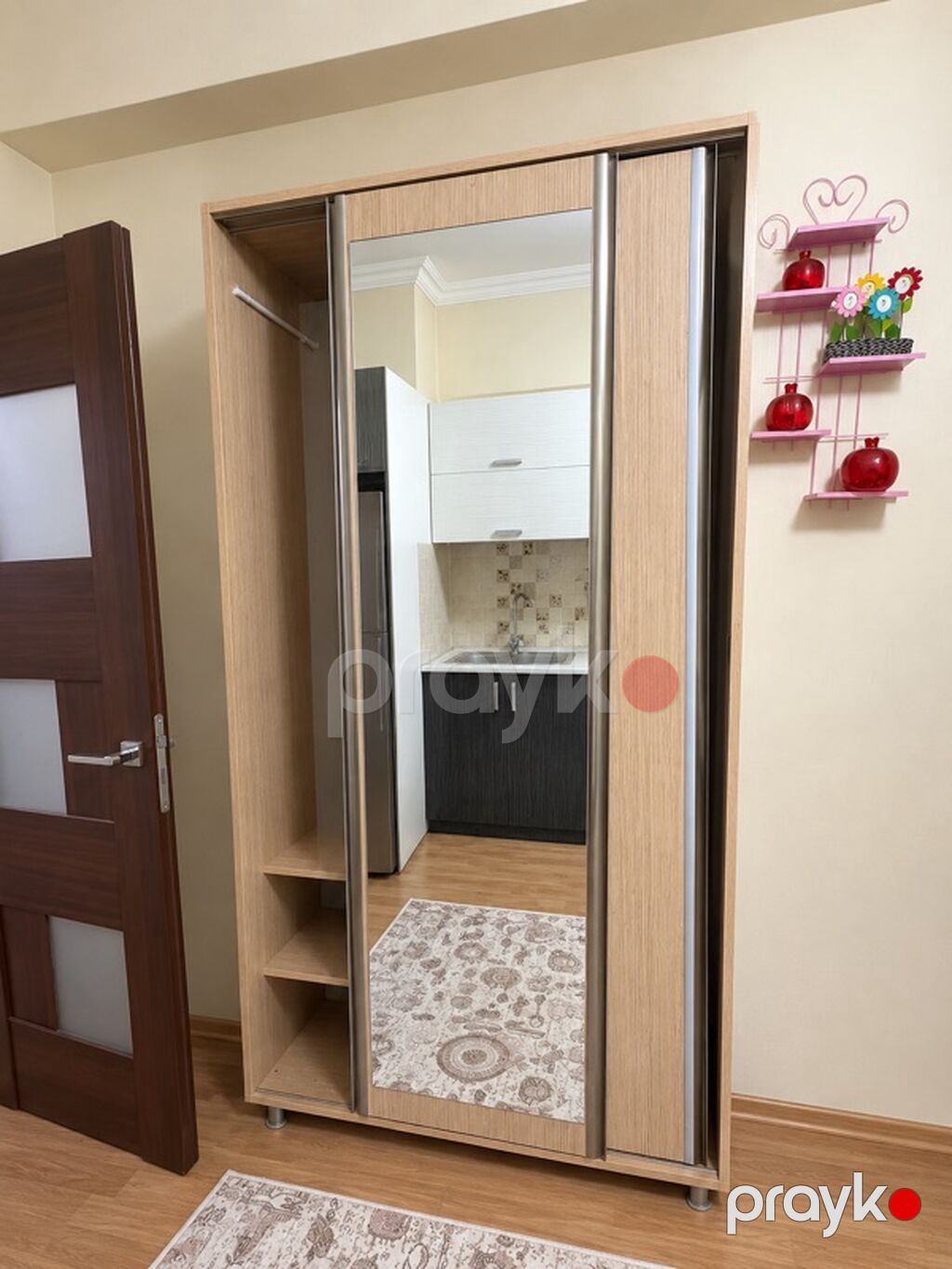 Mebellər satılır qorka 2ədəddir. Təmiz qoz ağacıdır. Real — Qonaq otağı üçün, Bakı (6)