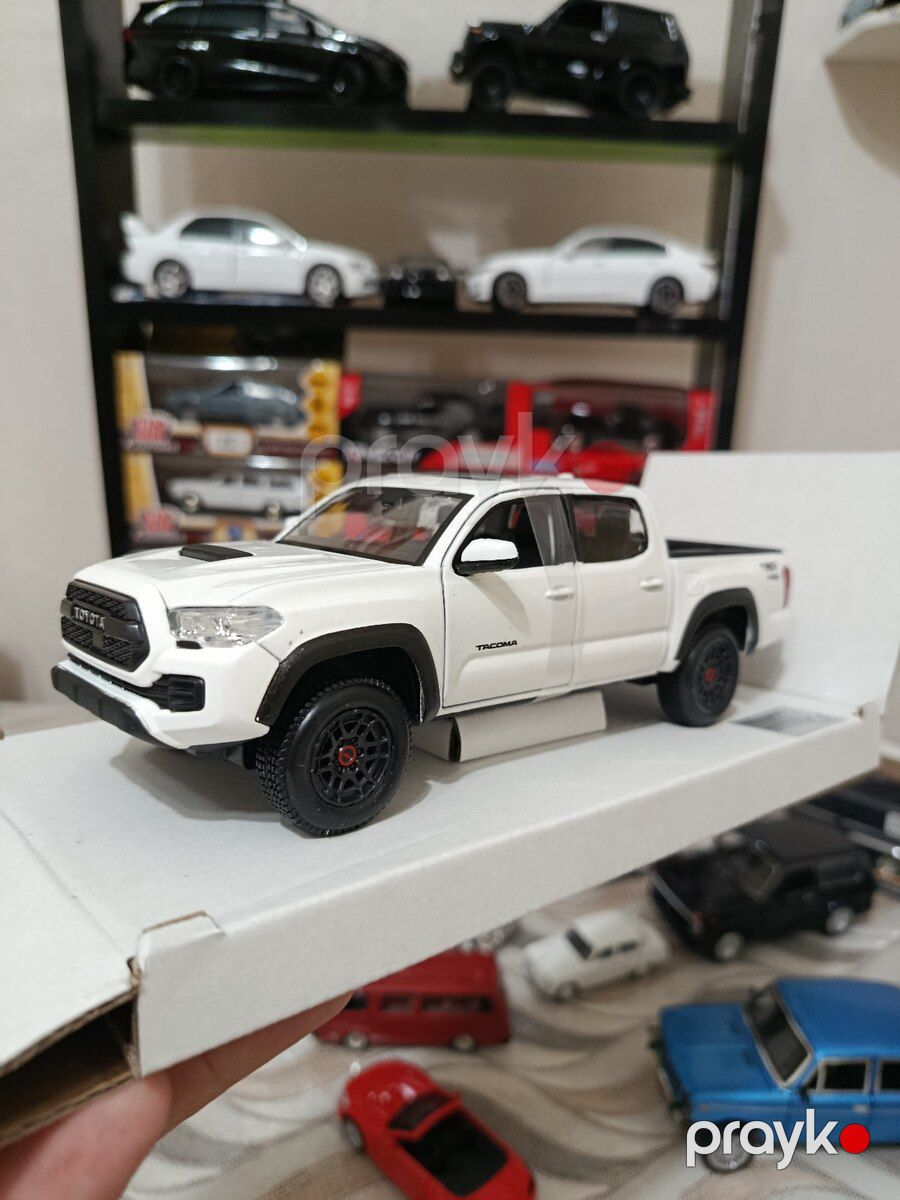 Toyota.Tocuma.1/27.Maisto — Kolleksiyalar, Bakı (2)