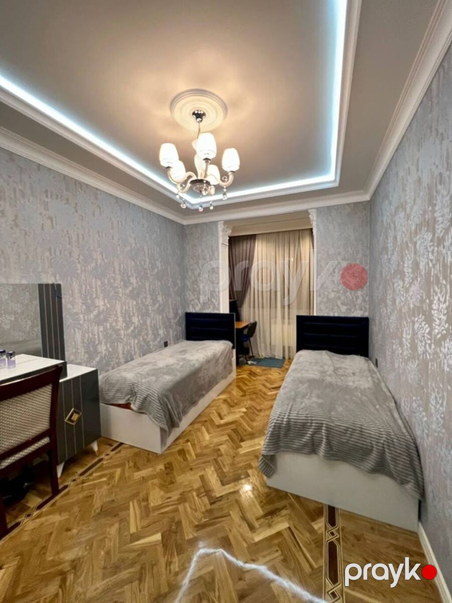 Satılır 4 otaqlı yeni tikili 180 m² — Mənzil, Bakı (8)