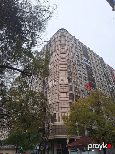 Satılır 3 otaqlı yeni tikili 140 m² — Bakı