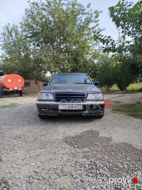 Mercedes C 200, 2.2 L, 1997 il, 250 000 km — Bakı