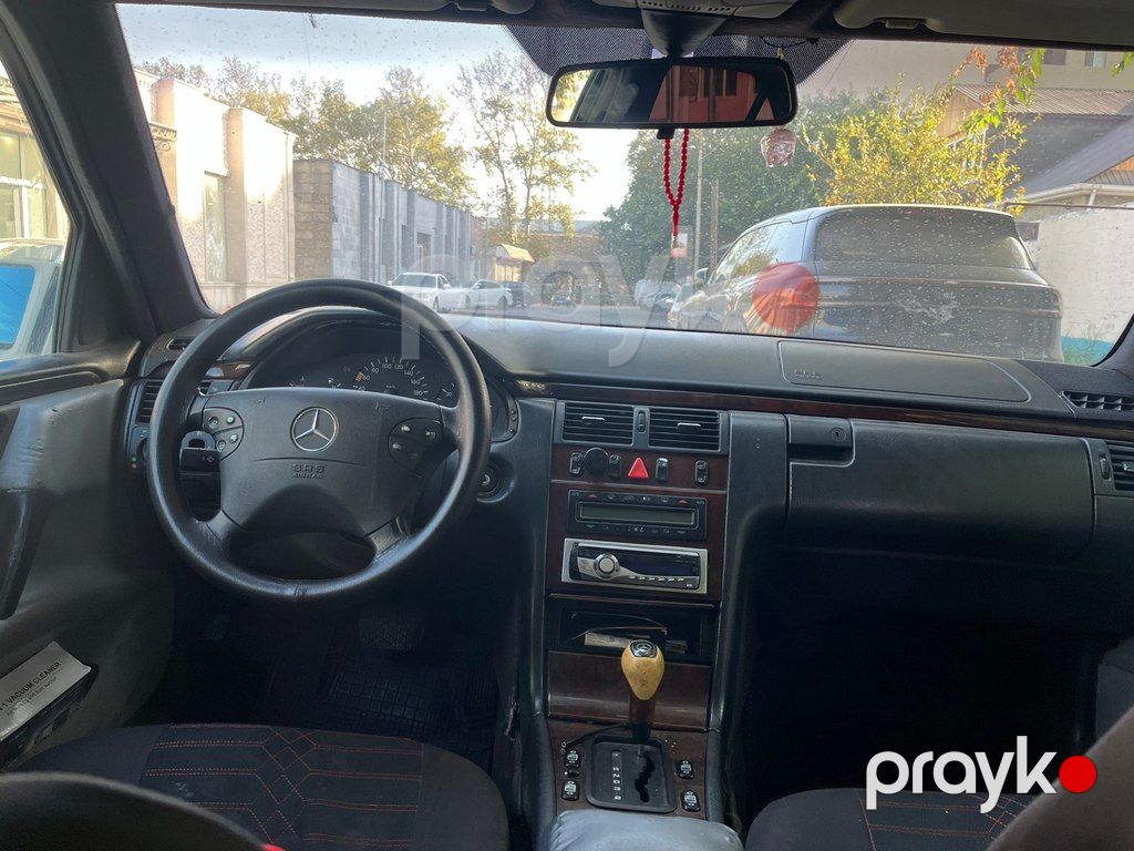Mercedes E 300, 3.0 L, 1995 il, 300 000 km — Avtomobillər, Göyçay (5)