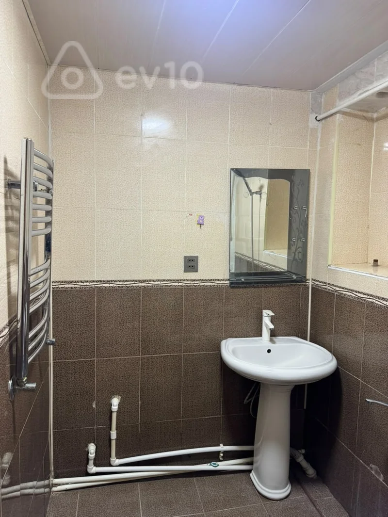 2 otaqlı mənzil, 40 m², Rustem Rustemov — kirayə — Mənzil, Bakı (10)