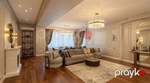 Satılır 4 otaqlı yeni tikili 211 m² — Bakı