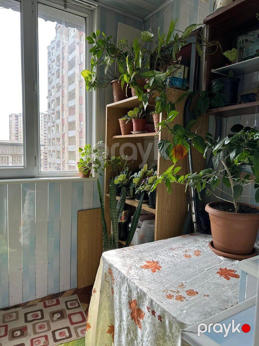 Satılır 2 otaqlı köhnə tikili 56 m² — Mənzil, Bakı (9)