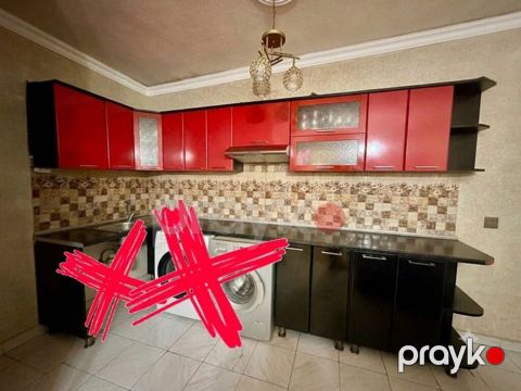 Mətbəx mebeli satılır 220₼. Ölçüsü 3.60. Üzərində heçnə — Bakı
