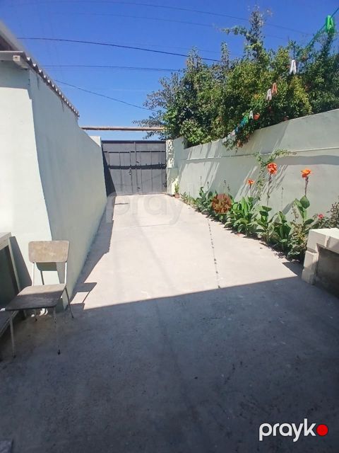 Satılır 3 otaqlı həyət evi/bağ evi 100 m² — Bakı