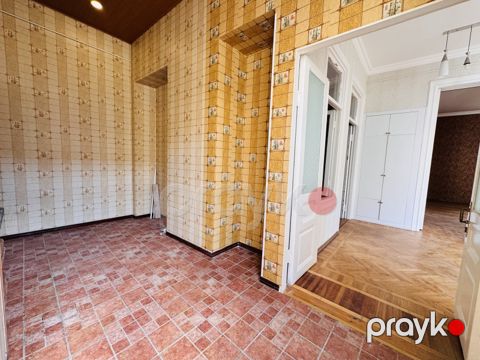 Satılır 4 otaqlı köhnə tikili 96 m² — Bakı