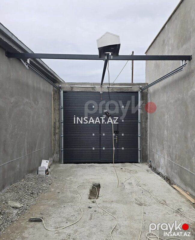 Seksional Qapılar — Pəncərələr, qapılar, balkonlar, Bakı (5)