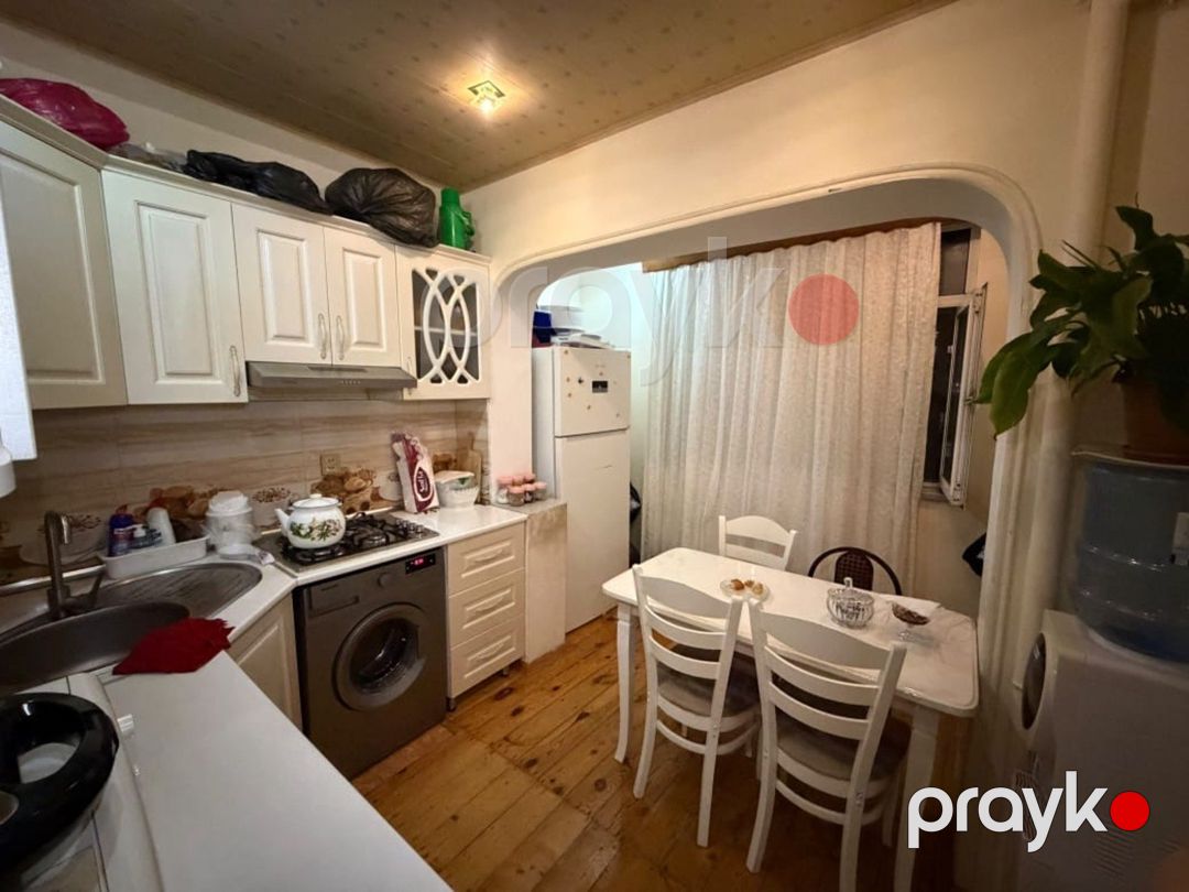 Satılır 2 otaqlı köhnə tikili 65 m² — Mənzil, Bakı (7)