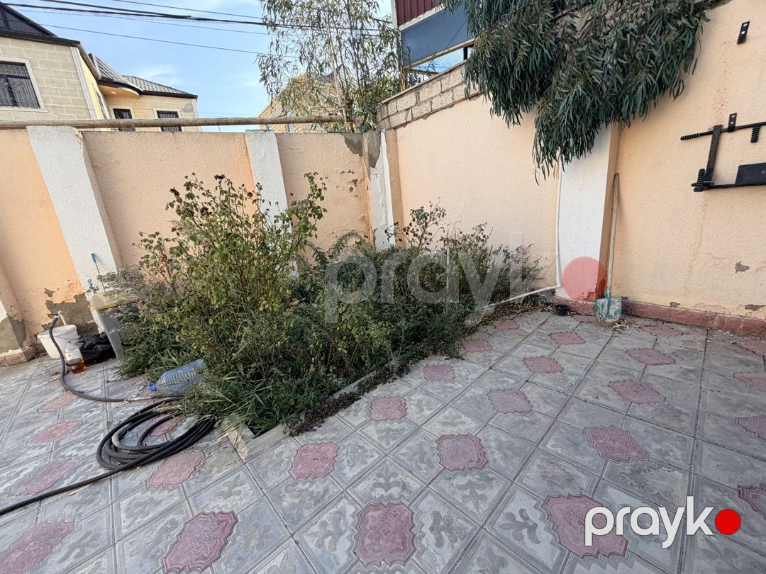 Satılır 4 otaqlı həyət evi/bağ evi 160 m² — Ev, villa, Bakı (2)