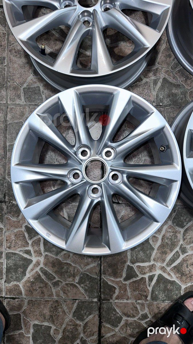 Toyota Corolla 2025 diskləri R16 — Ehtiyat hissələri və aksesuarlar, Bakı (4)