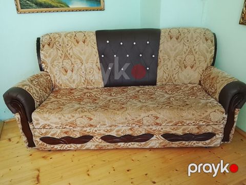 Klassik üslubda 3 nəfərlik divan acilirda altindan cekmekde olur — Gəncə