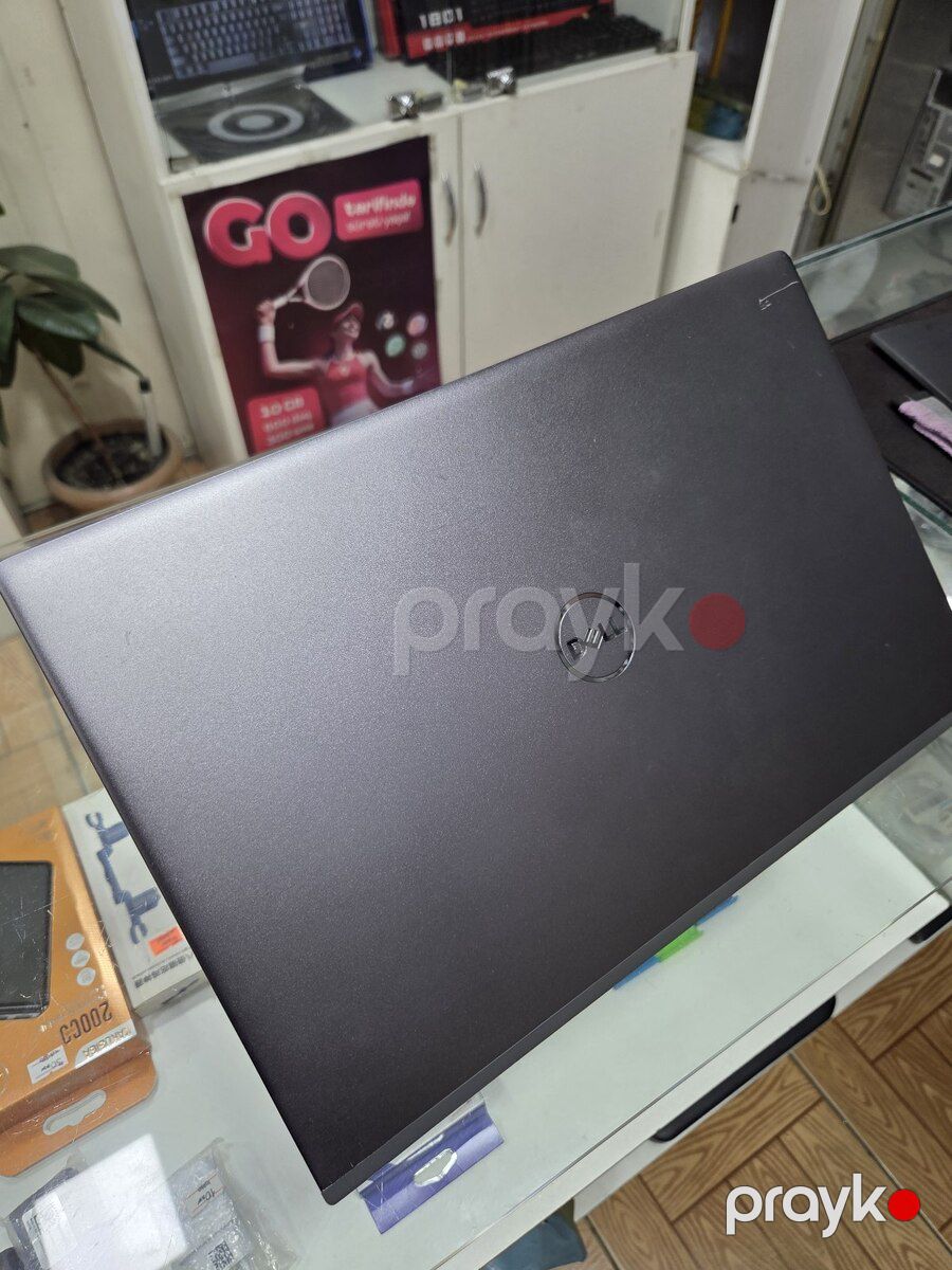 Dell Vostro — Noutbuklar, Bakı (6)