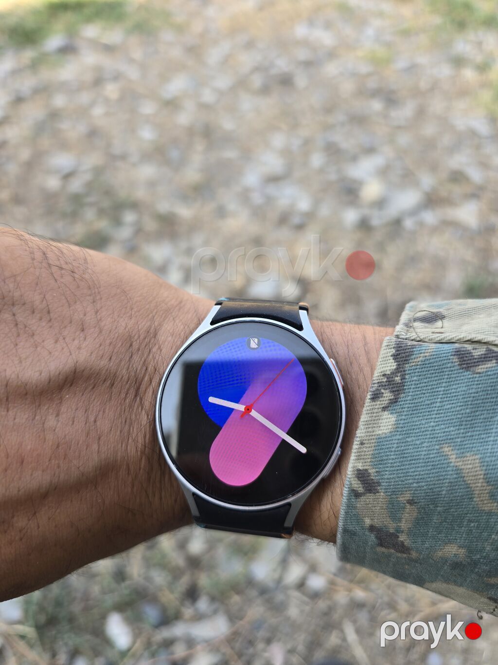 Ağıllı saat – dairəvi AMOLED ekranlı, incə metal korpuslu model. Qara — Ağıllı saatlar, Bakı (3)
