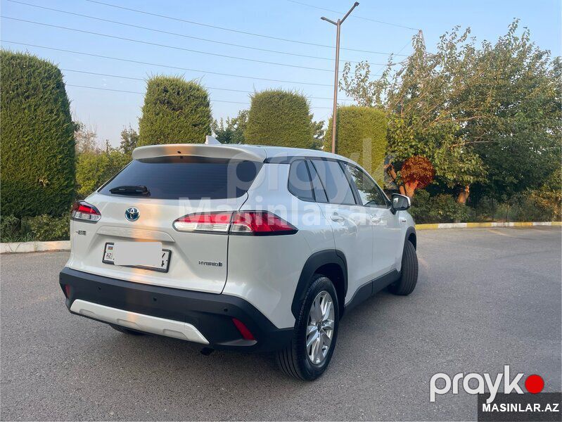 Toyota Corolla Cross, 2024 il — Minik avtomobili icarəsi, Bakı (2)