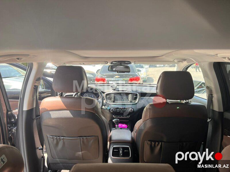 Kia Sorento, 2017 il — Minik avtomobili icarəsi, Bakı (6)