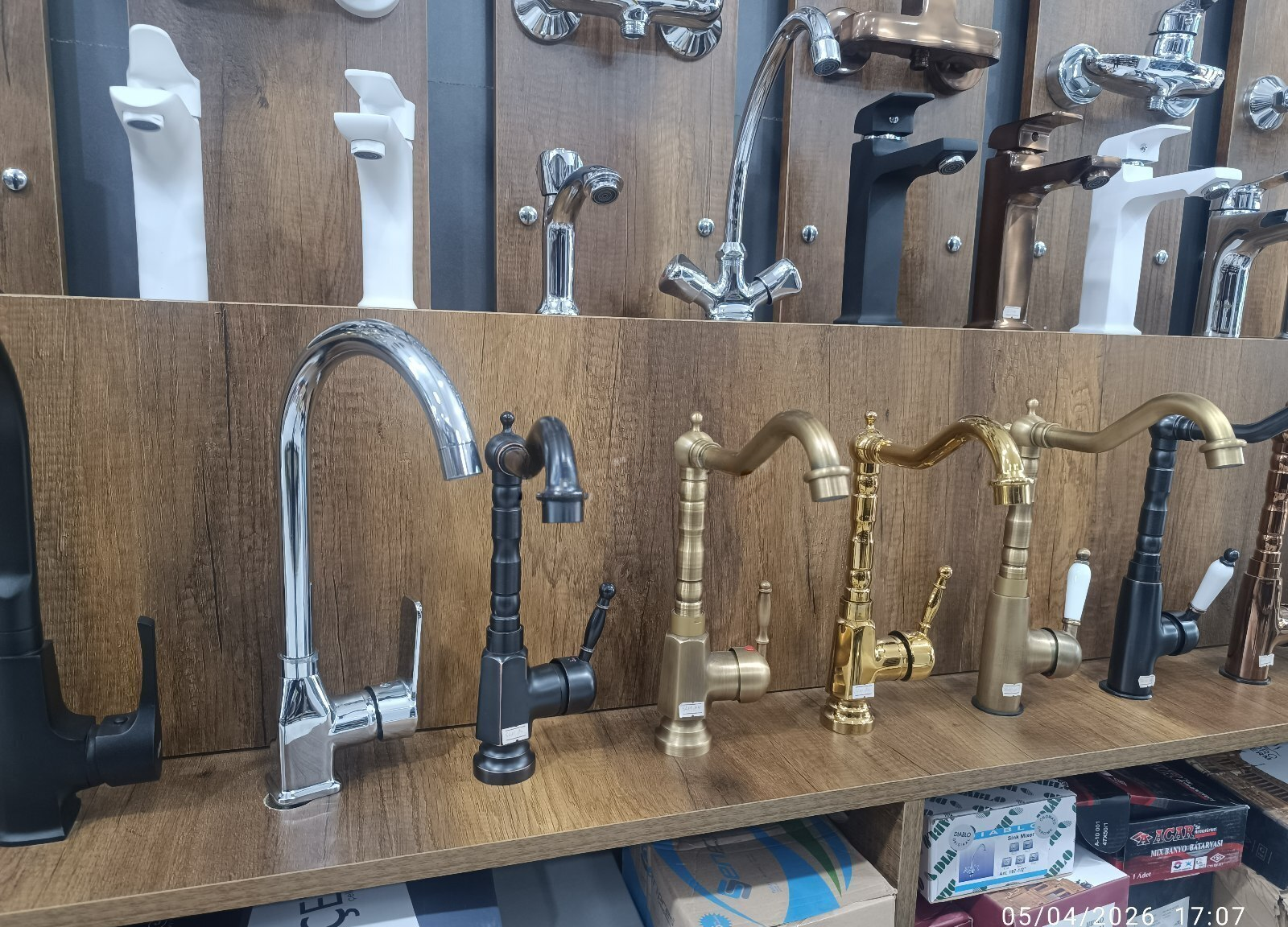 Duş kranı, Gümüşü rəng — Mallar, Bakı (3)