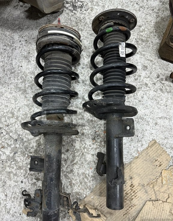 Amortizator Land Rover Range Rover 2013-2023 — Ehtiyat hissələri, Bakı (4)
