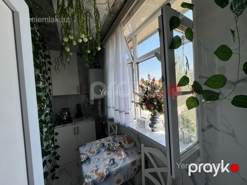 Satılır 3 otaqlı Bina evi menzil (Köhnə tikili), 80 m², 10-cu mikrorayon — Mənzil, Sumqayıt (11)