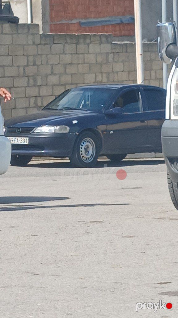 Opel Vectra, 1.8 L, 1998 il, 528 000 km — Avtomobillər, Siyəzən (2)