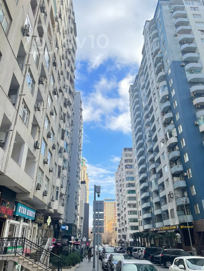 3 otaqlı mənzil, 140 m², Məhəmməd Naxçıvani — Bakı